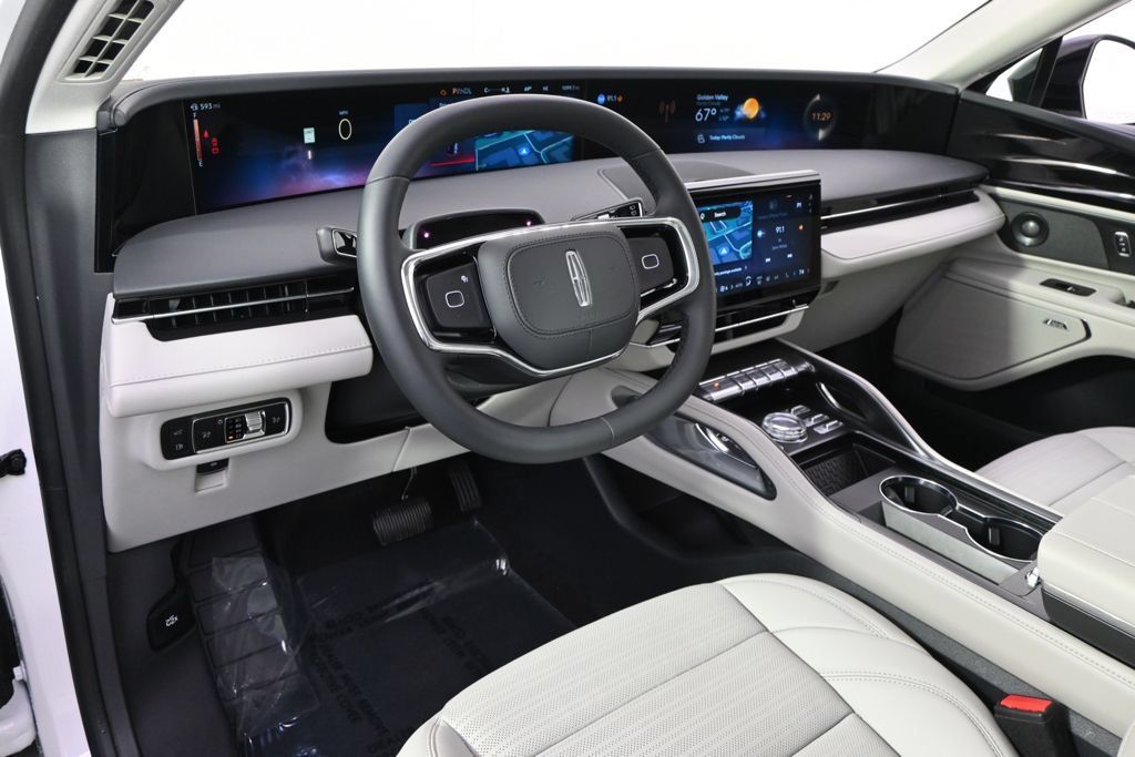 New 2026 Lincoln Nautilus Reserve w/ Jet Appearance Package AWD/4WD image 12