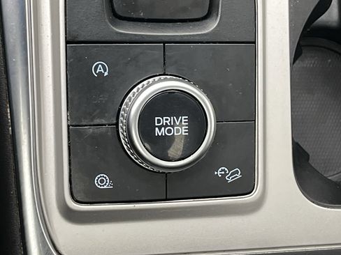 Used 2023 Ford Explorer Limited w/ Limited Technology Package image 20