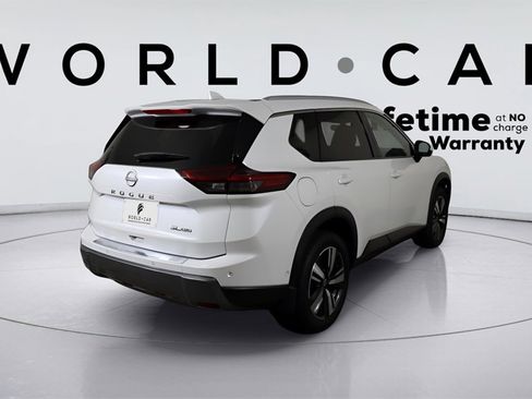 Used 2024 Nissan Rogue SL w/ SL Premium Package image 7