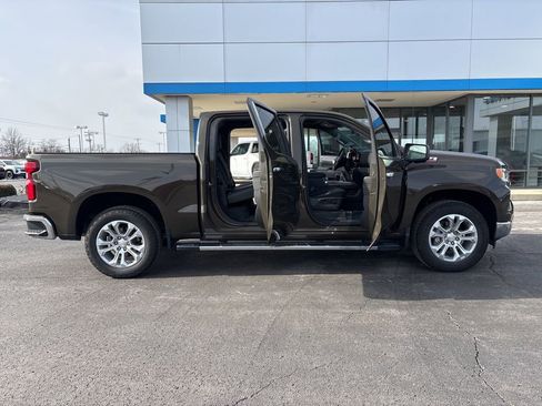 Used 2023 Chevrolet Silverado 1500 LTZ image 18