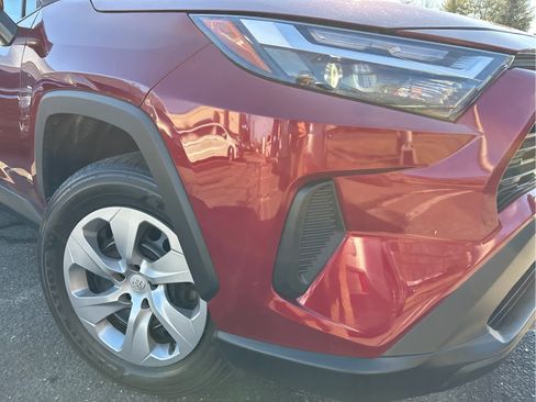 Used 2023 Toyota RAV4 LE image 20