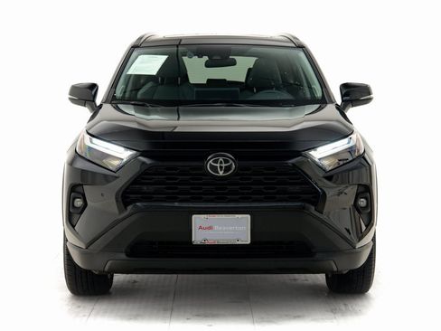 Used 2025 Toyota RAV4 XLE Premium image 29