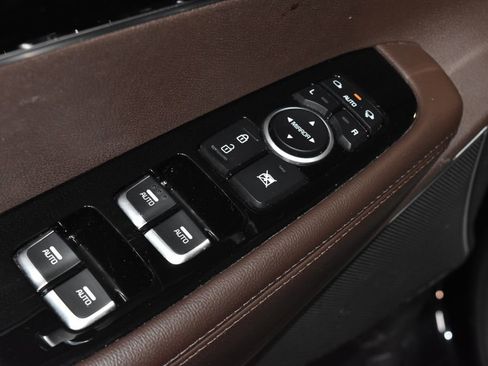 Used 2019 Kia Sorento SX w/ SX Touring Package image 6