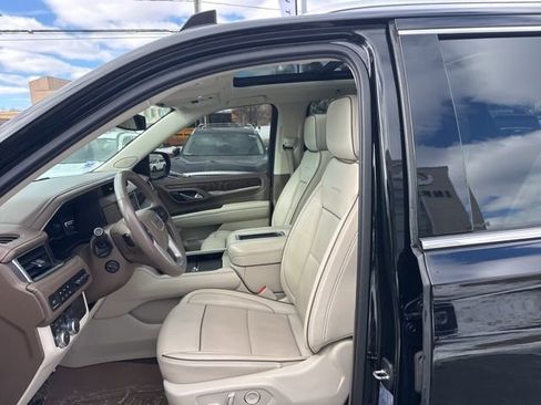 Used 2023 GMC Yukon Denali image 14