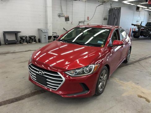 Used 2018 Hyundai Elantra SEL w/ Cargo Package image 1