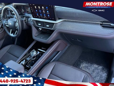 Used 2025 Ford Explorer Platinum w/ LUX Leather Package AWD/4WD image 24