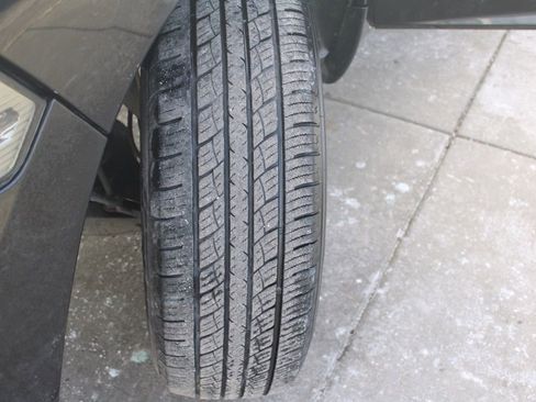 Used 2015 RAM 1500 Express image 12