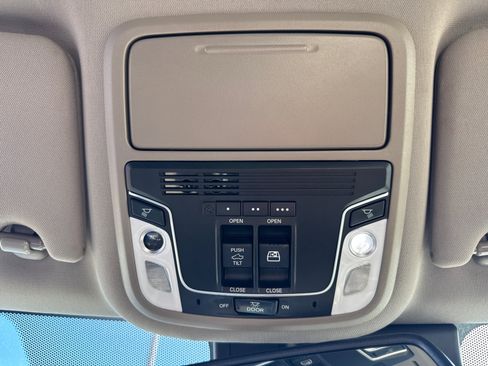Used 2019 Honda Ridgeline RTL-E image 11