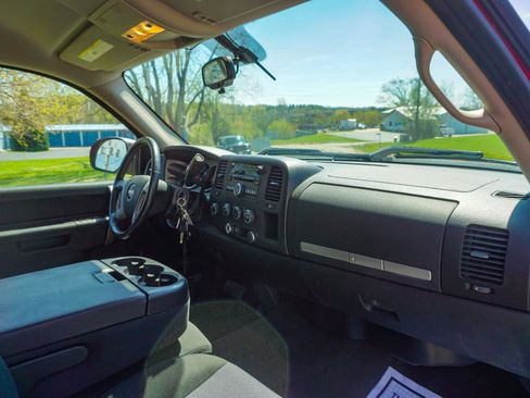 Used 2010 GMC Sierra 1500 SLE w/ Power Pack Plus AWD/4WD image 21