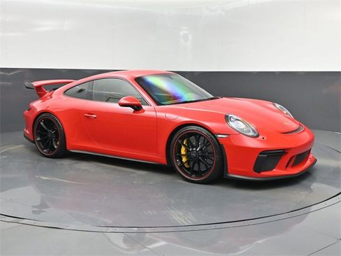 Used 2018 Porsche 911 GT3 image 1