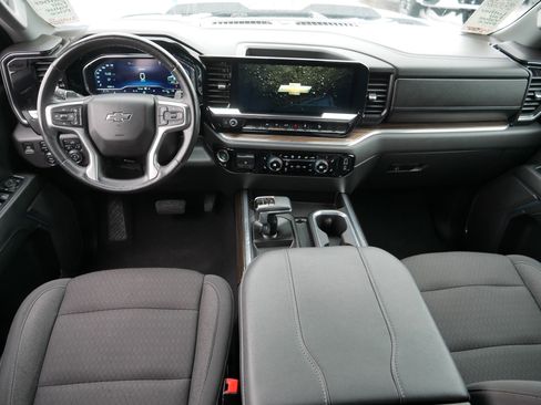 Used 2023 Chevrolet Silverado 1500 LT Trail Boss w/ Protection Package image 10