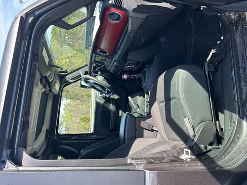 Used 2019 Jeep Wrangler Rubicon w/ Steel Bumper Group image 42