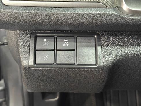 Used 2019 Honda Civic EX image 9
