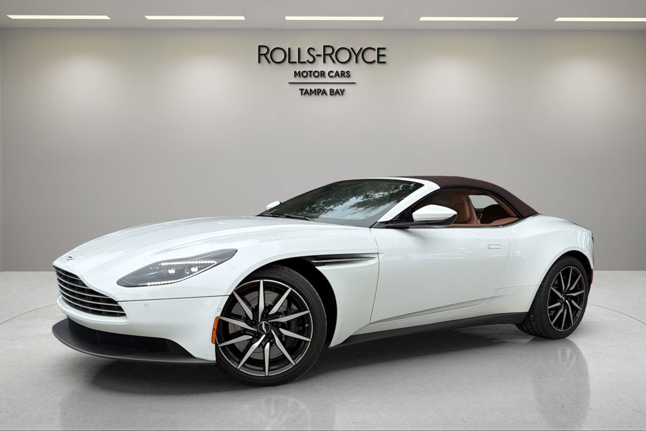 Used 2020 Aston Martin DB11 Volante RWD image 9