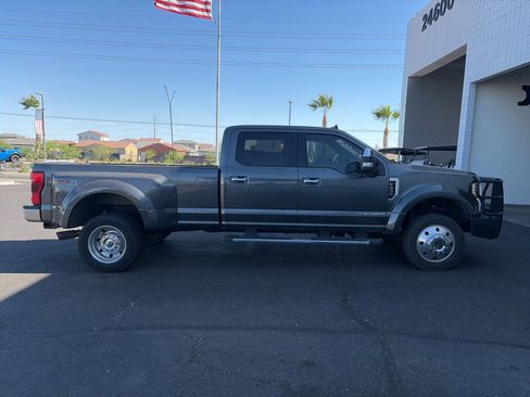 Used 2019 Ford F450 Lariat w/ Chrome Package AWD/4WD image 6
