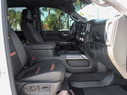 Used 2023 GMC Sierra 2500 AT4 w/ AT4 Preferred Package image 50