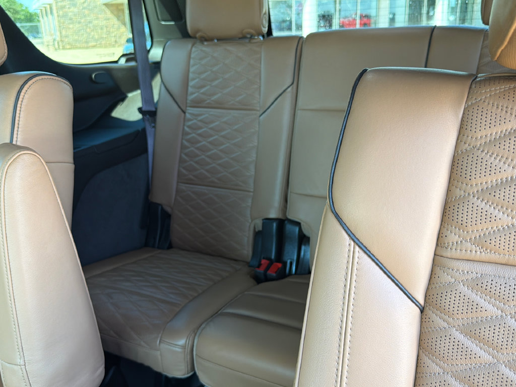 Used 2021 Cadillac Escalade Sport w/ Driver Assist Tech Package RWD image 15