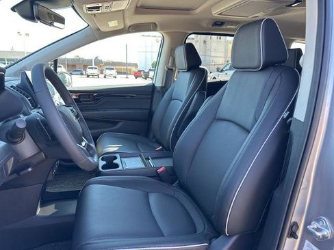 New 2026 Honda Odyssey Touring image 24