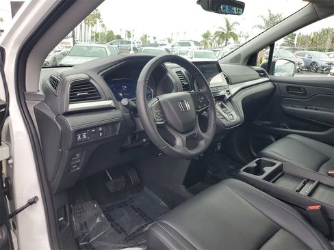 Certified 2023 Honda Odyssey EX-L image 17