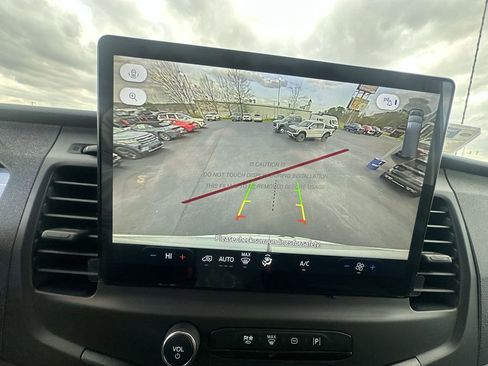 New 2026 Ford Transit 250 148 Medium Roof RWD image 22