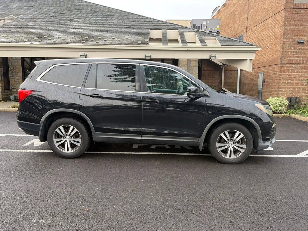 Used 2016 Honda Pilot EX image 6