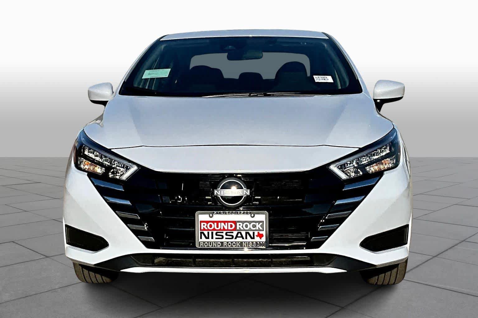 Used 2025 Nissan Versa SV w/ Trunk Package FWD image 3
