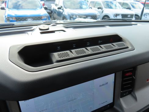 New 2026 Ford Bronco Big Bend w/ Black Diamond Package image 10