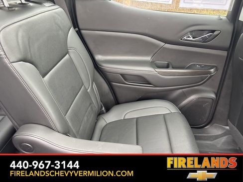Certified 2023 GMC Acadia SLT w/ Technology Package image 46