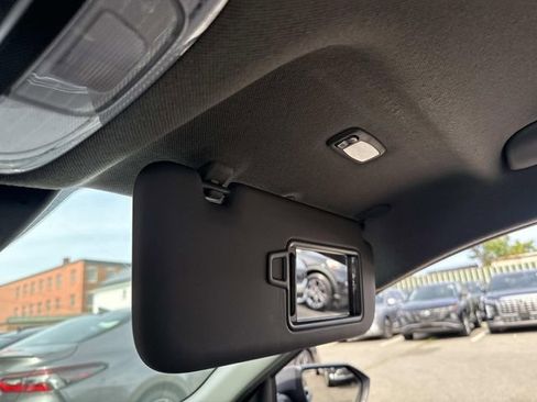 Used 2024 Hyundai Elantra SEL image 25