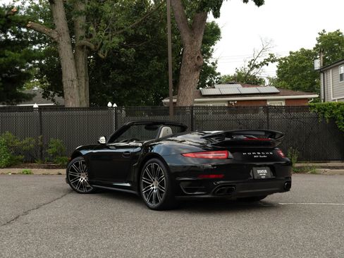 Used 2014 Porsche 911 Turbo image 26