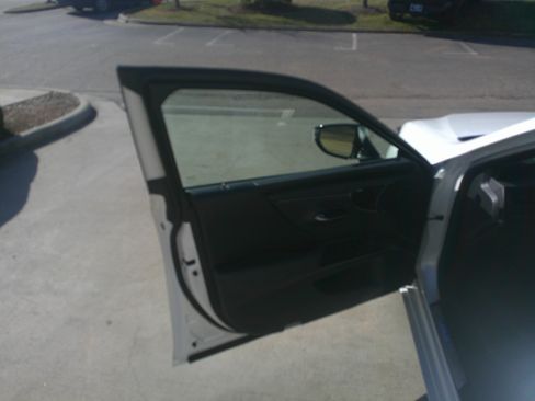 Used 2022 Lexus ES 300h w/ Premium Package image 17