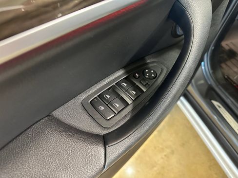 Used 2022 BMW X1 sDrive28i w/ Convenience Package FWD image 11