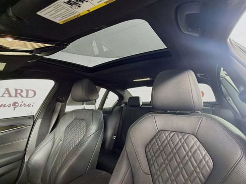 Used 2021 BMW 530i w/ M Sport Package image 26