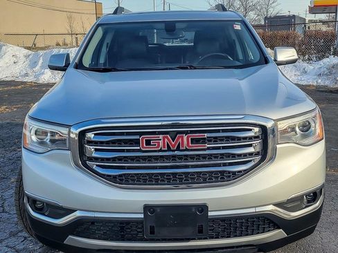 Used 2019 GMC Acadia SLT image 4