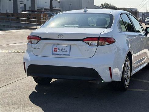 Certified 2024 Toyota Corolla LE image 7