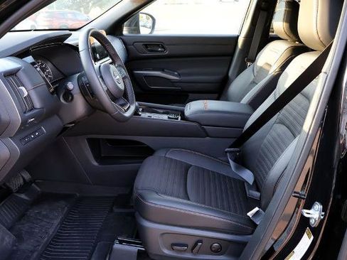 Certified 2025 Nissan Pathfinder Rock Creek AWD/4WD image 21