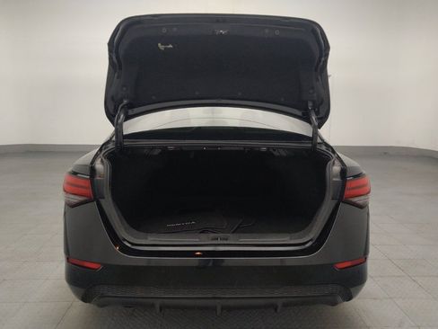 Used 2020 Nissan Sentra SV w/ Trunk Package FWD image 29