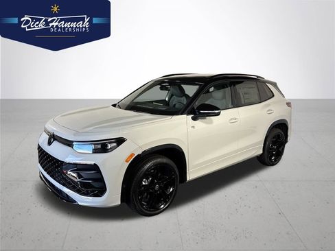 New 2026 Volkswagen Tiguan SE R-Line AWD/4WD image 1