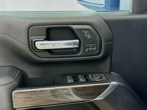 Used 2020 Chevrolet Silverado 3500 LTZ w/ LTZ Plus Package image 18