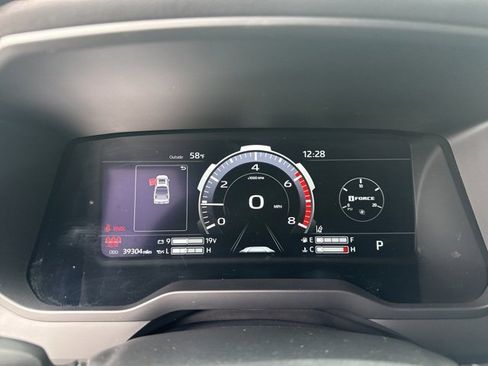 Used 2023 Toyota Tundra Platinum image 25