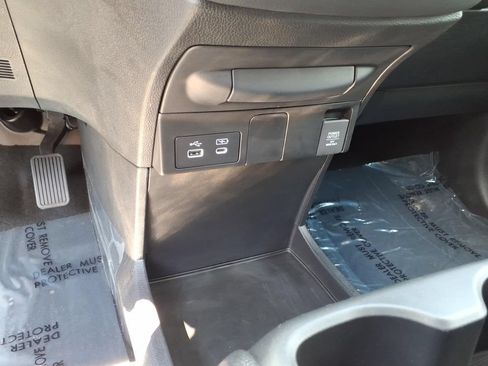 Certified 2025 Honda Odyssey EX-L image 22