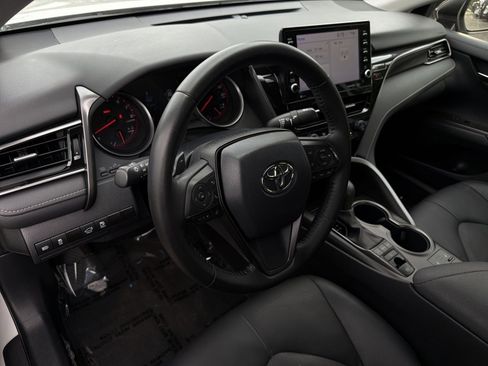 Used 2023 Toyota Camry XSE FWD image 21
