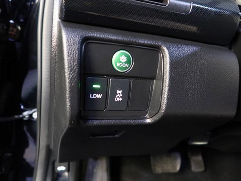 Used 2015 Honda Accord EX-L image 29