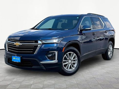 Used 2023 Chevrolet Traverse LT w/ LPO, Floor Liner Package AWD/4WD image 3
