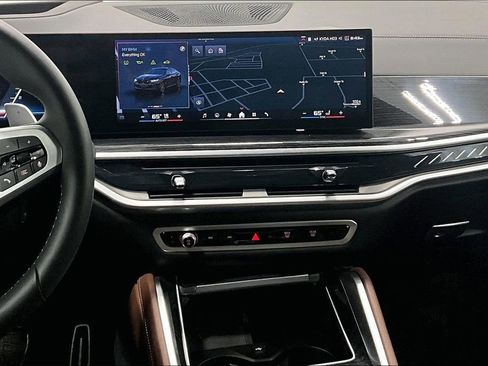 Used 2025 BMW X6 M60i w/ Climate Comfort Package image 6