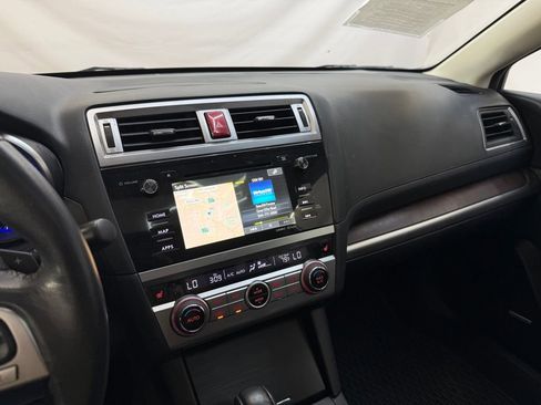 Used 2016 Subaru Outback 2.5i Limited image 14