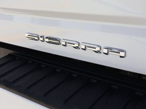 Used 2024 GMC Sierra 2500 Denali w/ Denali Reserve Package AWD/4WD image 7