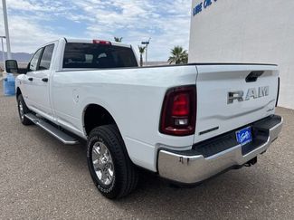 Used 2025 RAM 2500 Big Horn AWD/4WD video 3