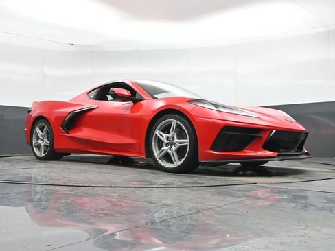 Used 2023 Chevrolet Corvette Stingray Coupe w/ Z51 Performance Package image 46
