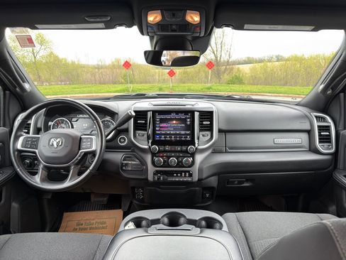 Used 2020 RAM 2500 Big Horn w/ Level 2 Equipment Group AWD/4WD image 21